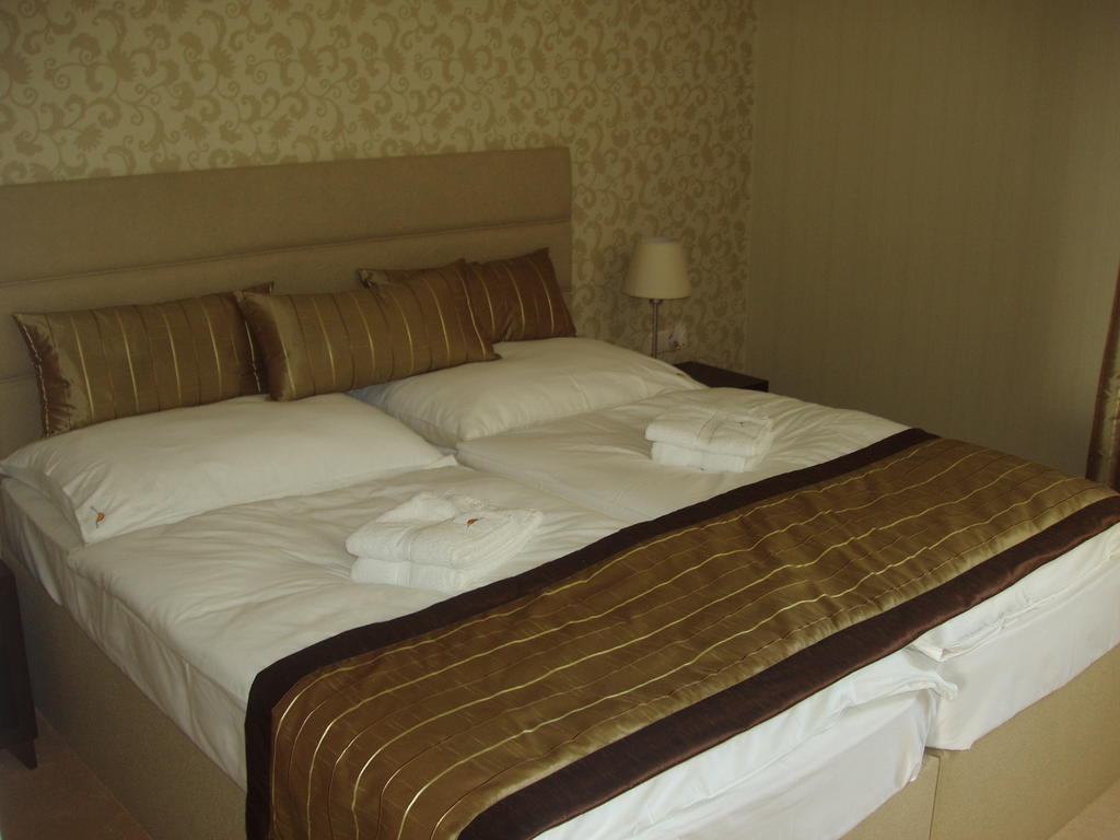Hotel Predium Verebély Szoba fotó